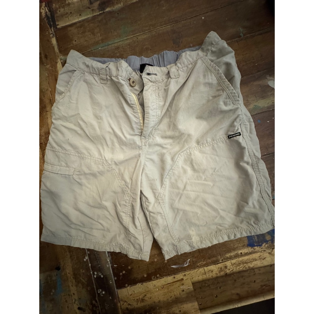 Patagonia Gi III Shorts Mens Medium Tan Khaki Nylon Hiking Outdoor Cargo Pockets